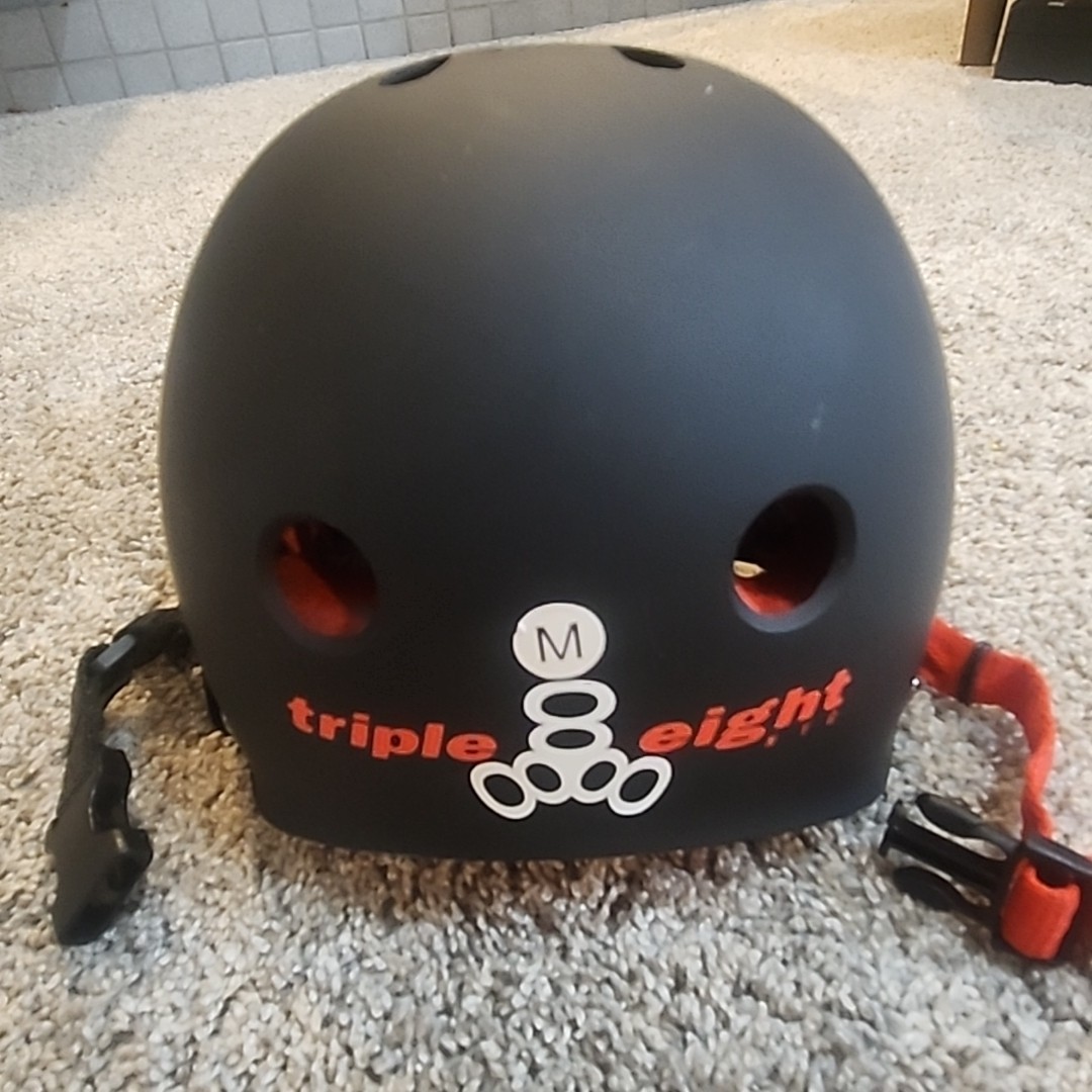 Helmet Sweatsaver Black/red Rubber Size Medium Model # Sk-02