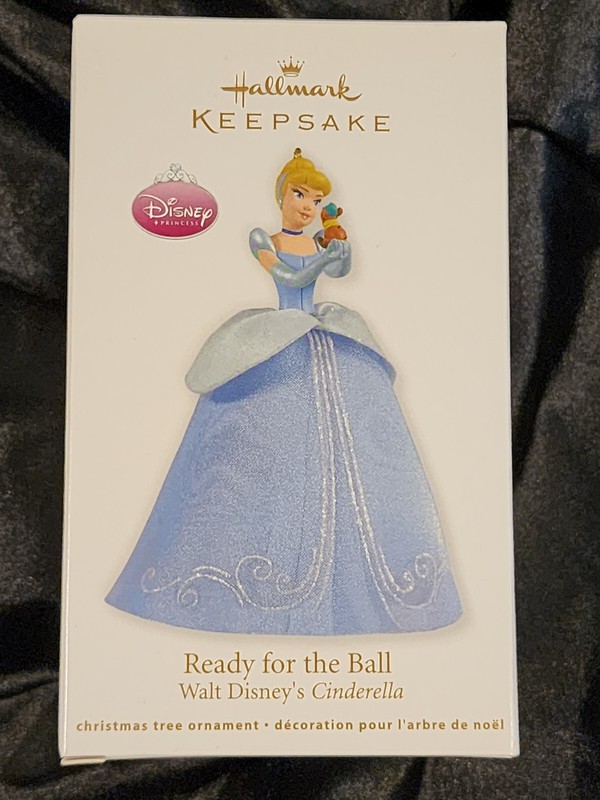 Hallmark Keepsake Ornament Disney Cinderella Ready For The Ball NIB