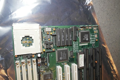 Socket 3 motherboard for 486 PCI ISA IDE 32 b SIMM UMD chipset MP4-P4U885G QDI - Picture 19 of 19