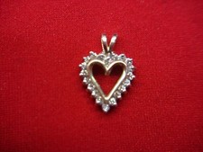 10K YELLOW GOLD DIAMOND HEART PENDANT - PRETTY PETITE SIZED PENDANT