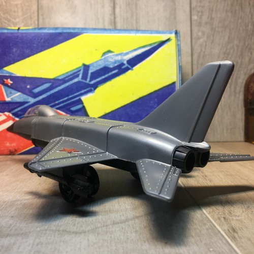 Vintage airplane MIG-23 plastic toy USSR 1980s in the original box new - Picture 8 of 12