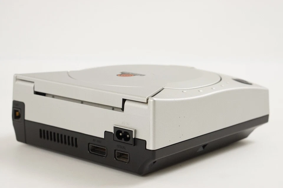 Console Dreamcast prata metálica sistema limitado testado FRETE GRÁTIS Sega 1326 - Imagem 4 de 4