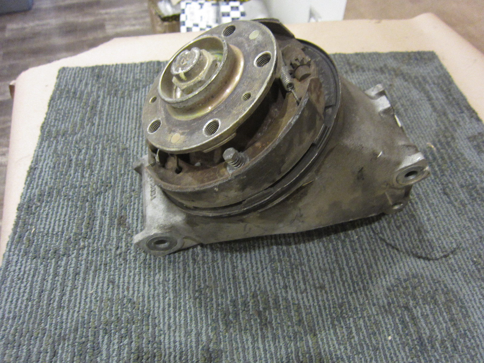 Ferrari 355 2.7-5.2 - RH Rear Wheel Hub Holder With Bearing - P/N 162938