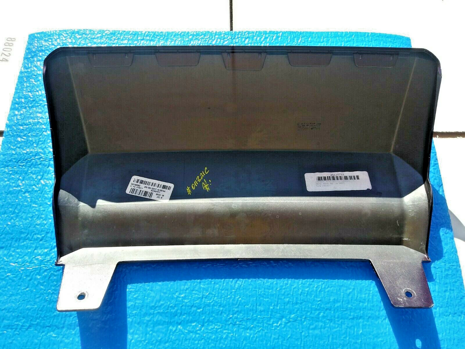 20152020 Chevy Tahoe/Suburban Hitch Cover Edible Berries Metallic