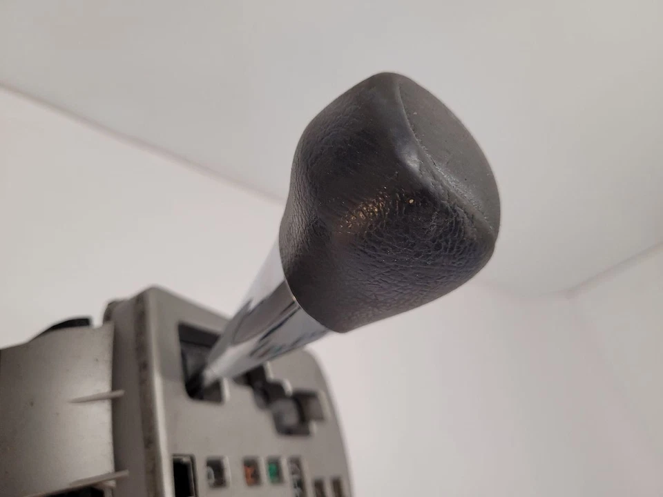 2010 TOYOTA COROLLA AT Automatic Transmission Shift Shifter Gear Assembly Foto 4 de 4