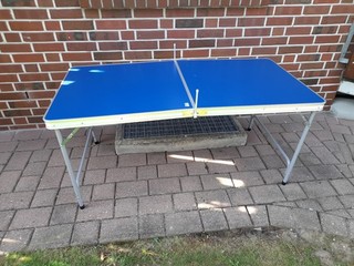 Idena Tischtennisplatte compact klappbar 160 x 80 x 70 cm gebrauch