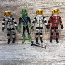 Vintage Mattel Major Matt Mason 1966 Action Figures With Helmets Lot Of 4 