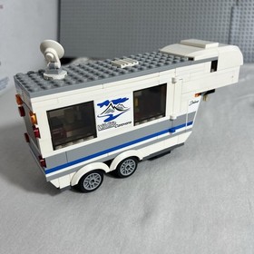 LEGO City 60069 Swamp Police Station 99% + 60182 Pickup & Caravan 99% READ
