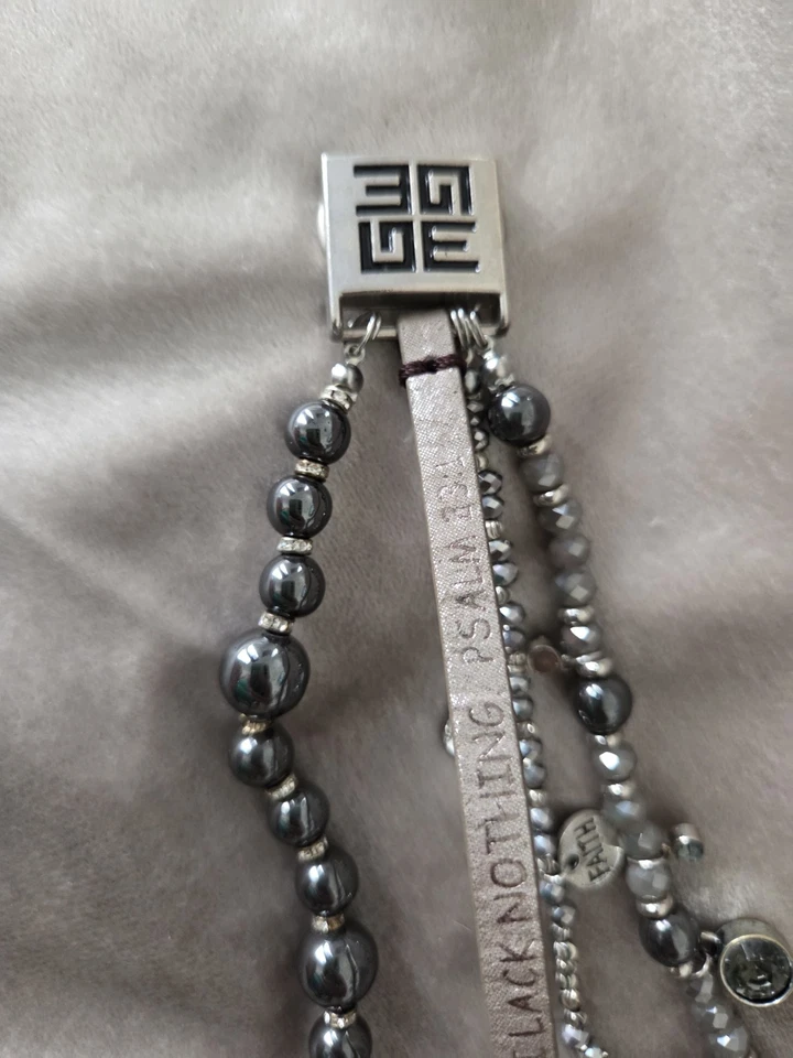 Pulsera GoodWoods marrón y plata.Con cuentas dije de cuero y cierre magnético Foto 4 de 4