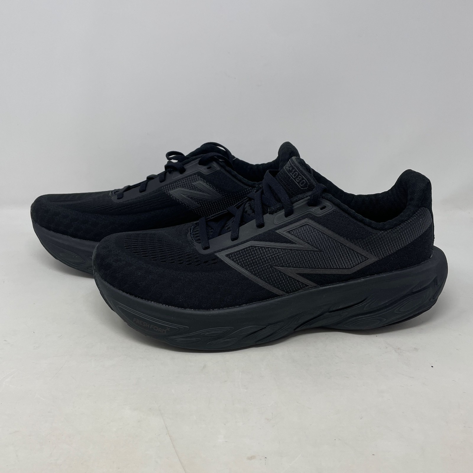 New Balance 1080v14 Fresh Foam X Women 10 2E Black/Black Metallic