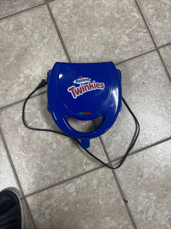 Hostess Twinkies Snack Cake Maker Fun Kitchen Appliance Pre-owned