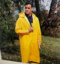 River City Garments Classic Rainwear Yellow 49” Coat Detachable Hood Size X3 3XL