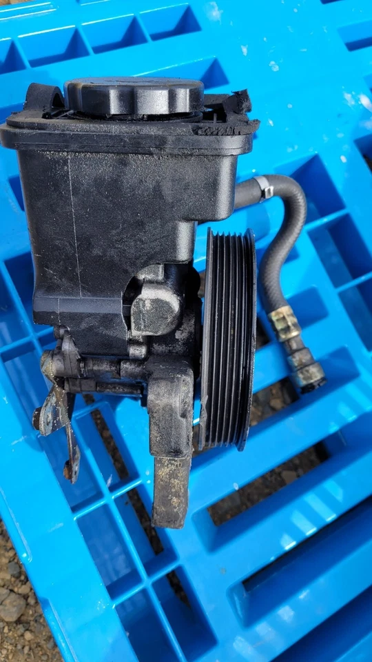 Pompe de direction assistée - BMW - 1095749 - 7691974518 - 2247599 - Photo 4/4