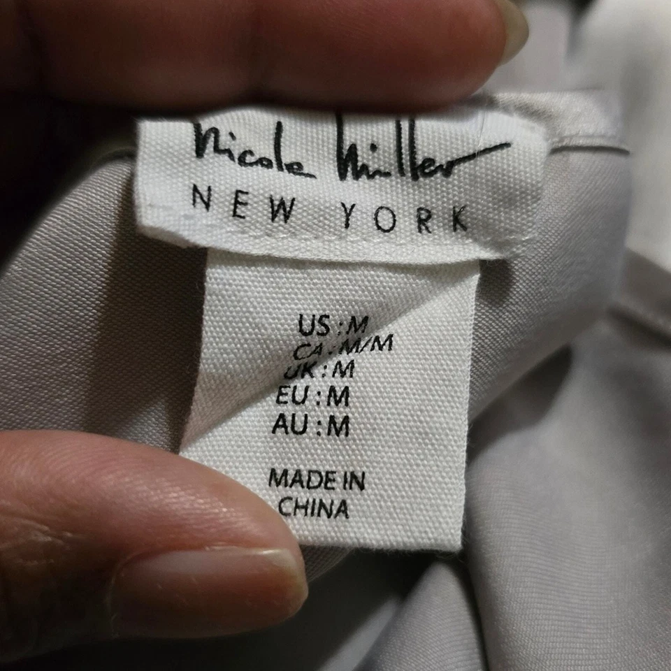 Pullover Nicole Miller satinado manga larga pulóver top plateado talla mediana Foto 4 de 4