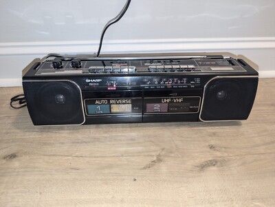 SHARP stereo double radio-cassette QT-Y13U.  Both Cassettes Work 