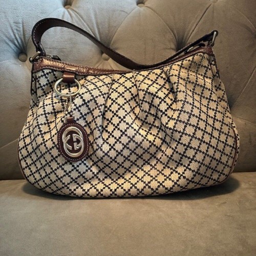 Gucci Navy & Cream Diamante Sukey - EUC