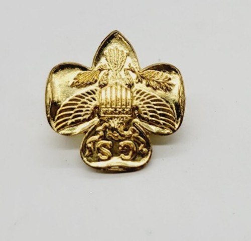 Antique Girl Scouts GS Emblem Pin Brooch gold tone