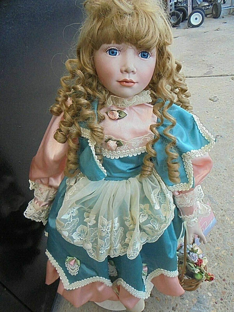 VINTAGE COLLECTIBLE WILLIAM TUNG 