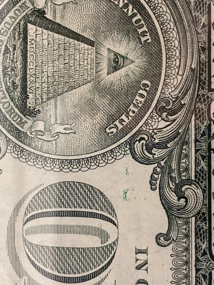 Error 2001  $1 《Seal  Down & Over Ink Back Laddar Note D02435697C Super Rare！ - Image 4 of 4