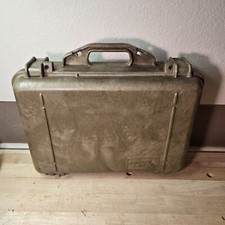 Pelican Green Rigid Case Size Medium Vintage 18" x 12" x 6" w foam