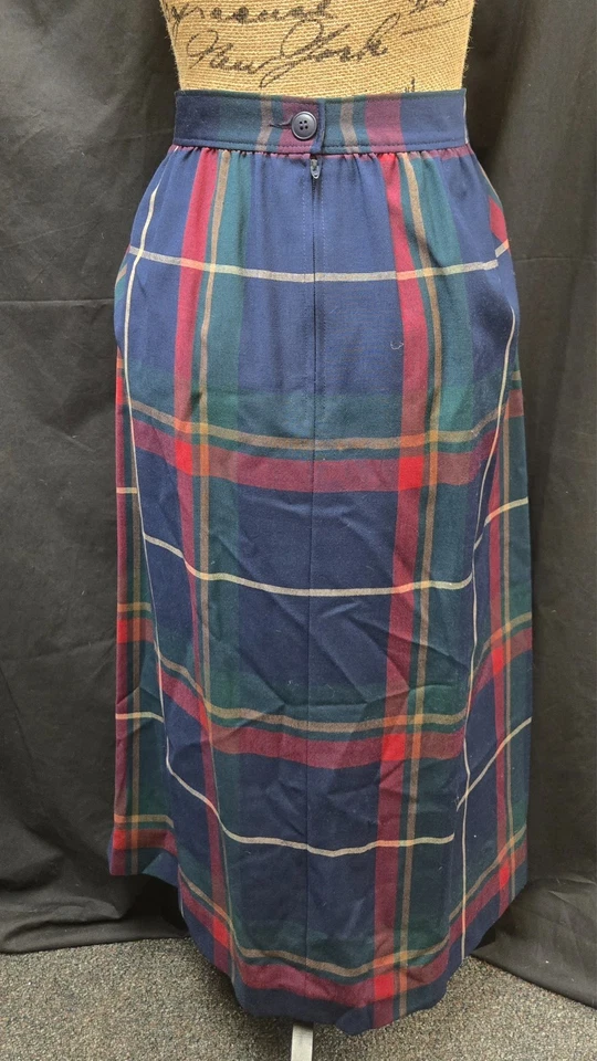 VTG Pendleton Blue Plaid Lightweight Wool Skirt w/ Pockets! Size 14, 32"L - Image 2 of 4