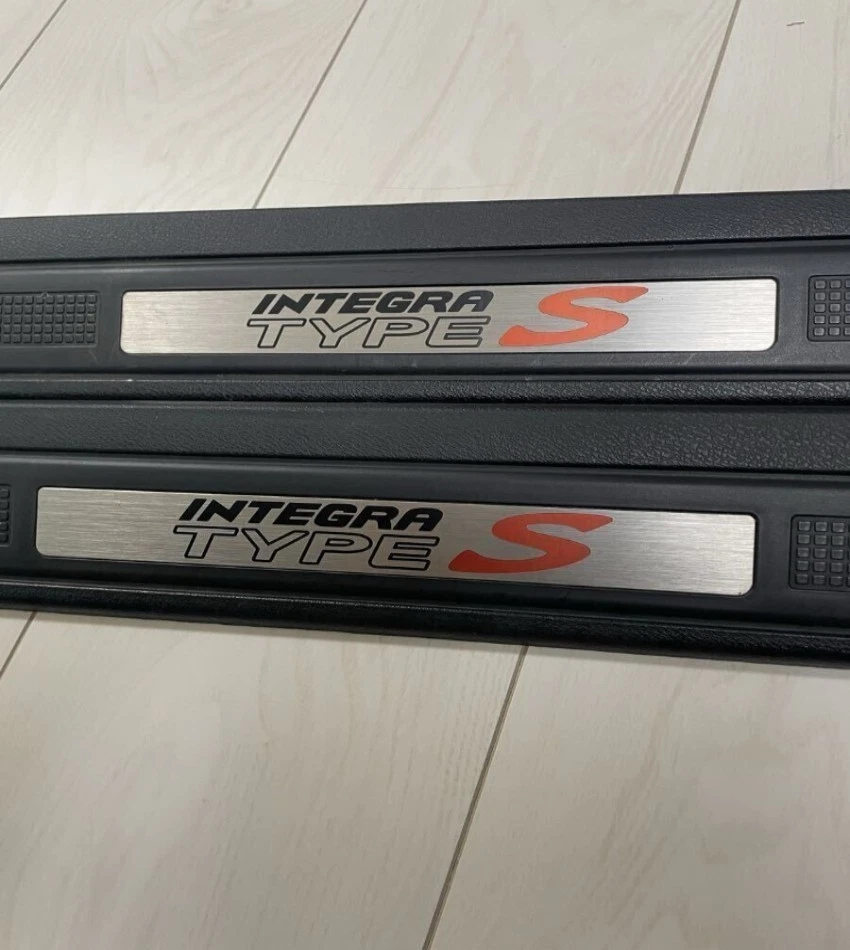 OEM Honda Integra Type-S Kouki RHD Door Guard Sills Rare JDM DC5 Acura RSX USDM - Image 2 of 4