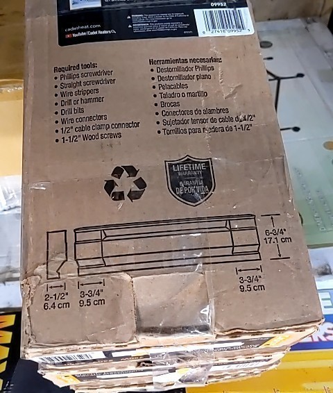 Cadet 09952 4 x 36.3 in. 240V 750W White Baseboard Hardwire Electric Zone Heater