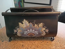 Vtg Black Metal Floral Decorated Magazine Newspaper Rack Holder 10" x  15"