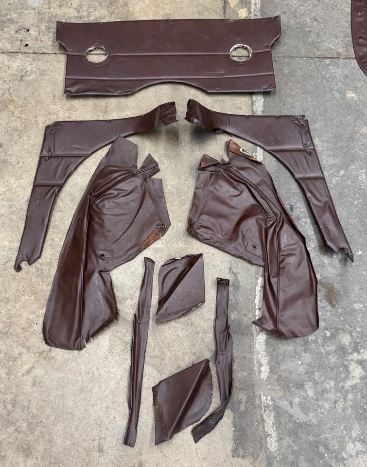 Kit interior completo Triumph TR6 usado con cubiertas Tonneau y capó Foto 3 de 4