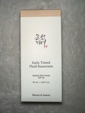 Beauty of Joseon Daily Tinted Fluid Sunscreen Broad Spectrum SPF 40 LN110