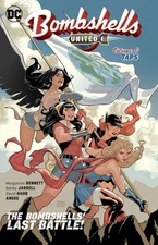 Bombshells: United Vol. 3: Taps (DC Comics Bombshells) by Bennett