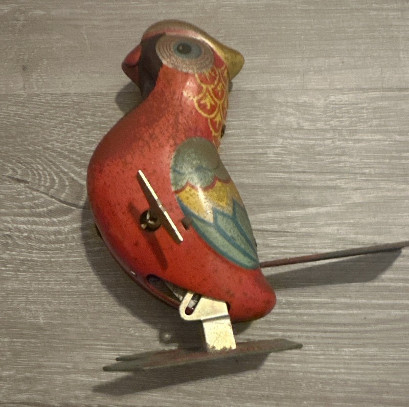 Vintage 1970s Wind Up Tin Litho Toy Red Jumping Parrot -WORKS-w/ Key 6”