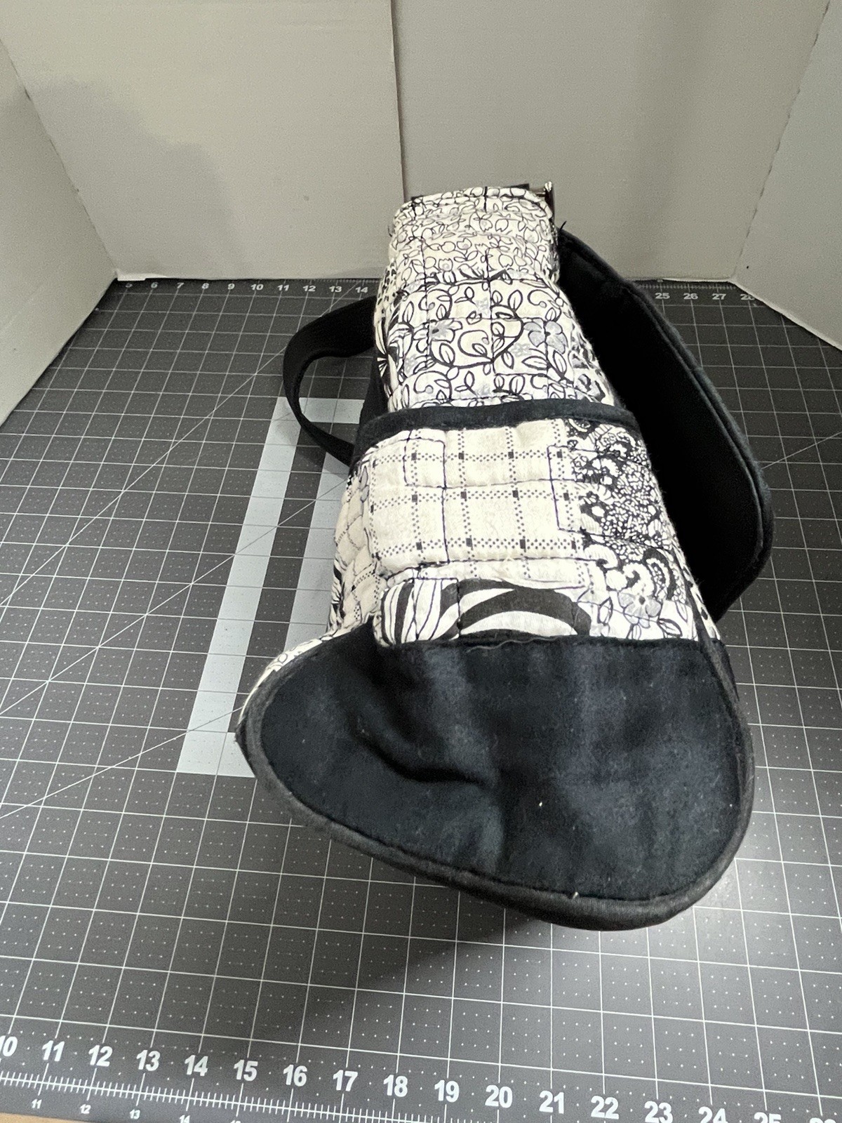 Donna Sharp Patchwork Quilted Crossbody Bag Purse… - image 4