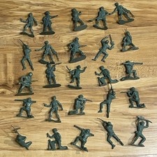 Vintage 25 pc Tim-Mee Marx Plastic Army Men Werner Toy Solders