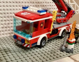 LEGO City Set #60107 Fire Ladder Truck 2016 All Pieces No Box or Instructions