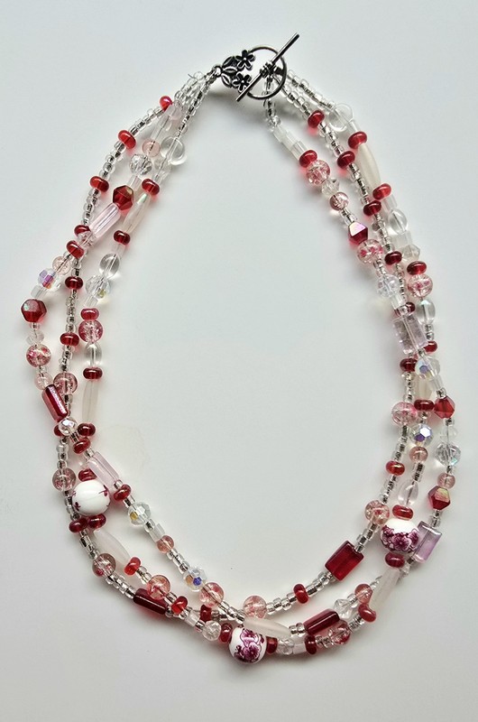 Lovely Vintage Hand Crafted Beaded Necklace Ruby Red & Clear Glass Beads