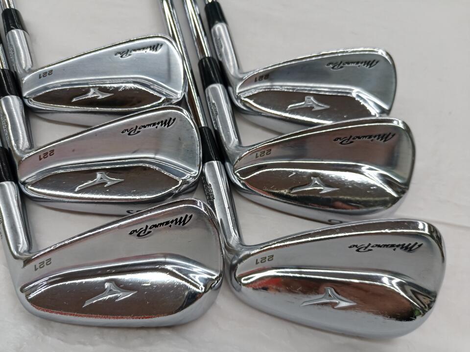 Mizuno Pro 221 6 Iron Set 5-9 P Right-Handed Stiff NS MODUS3 Mizuno Pro 221 6 Iron Set 5-9 P Right-Handed Stiff NS MODUS3