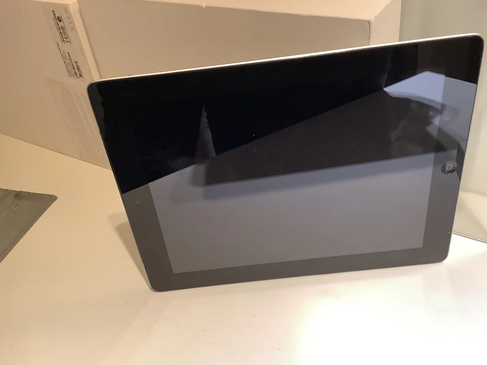 Apple iPad 2 A1396  64 GB schwarz TOP Zustand voll funktionstüchtig - Bild 2 von 4