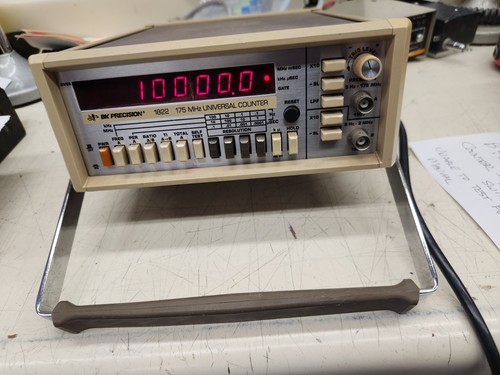 BK Precision Dynascan Corporation 1822 175 MHz Universal Counter - Picture 6 of 12