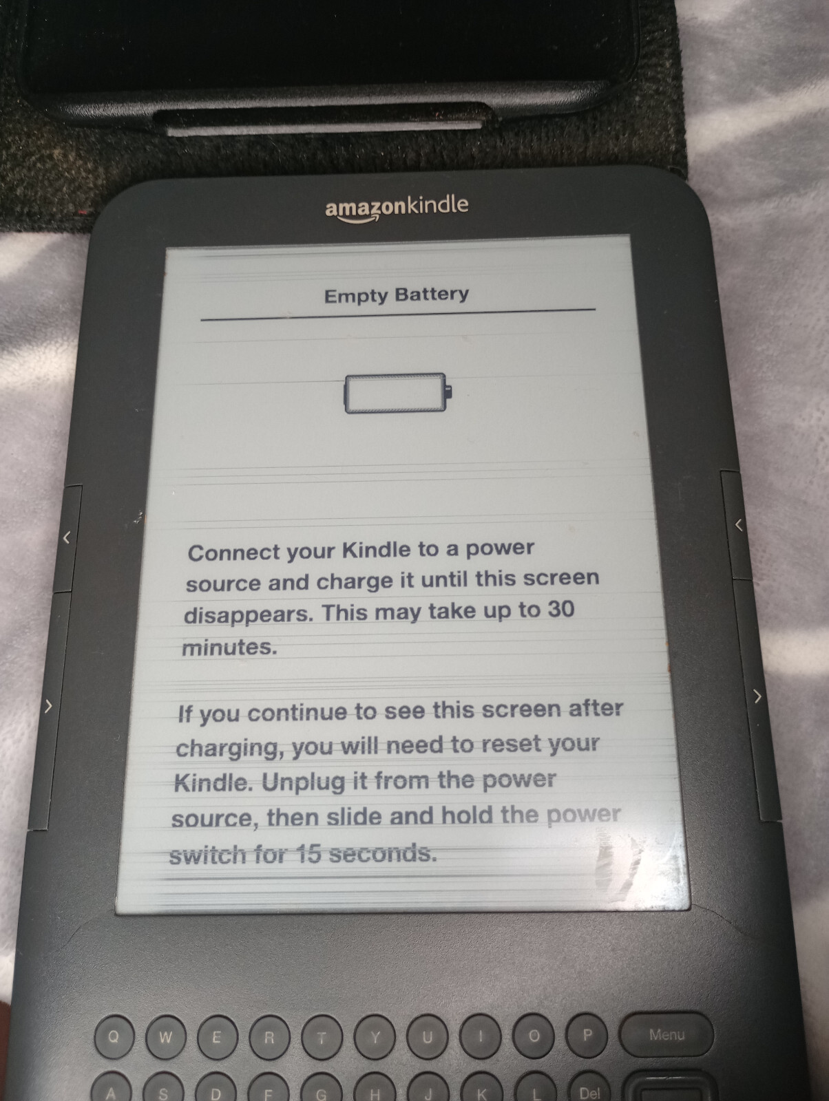 Lot Of 2 Amazon Kindle Keyboard D00901 3rd Gen Wi-Fi eBook Reader - PARTS Bundle