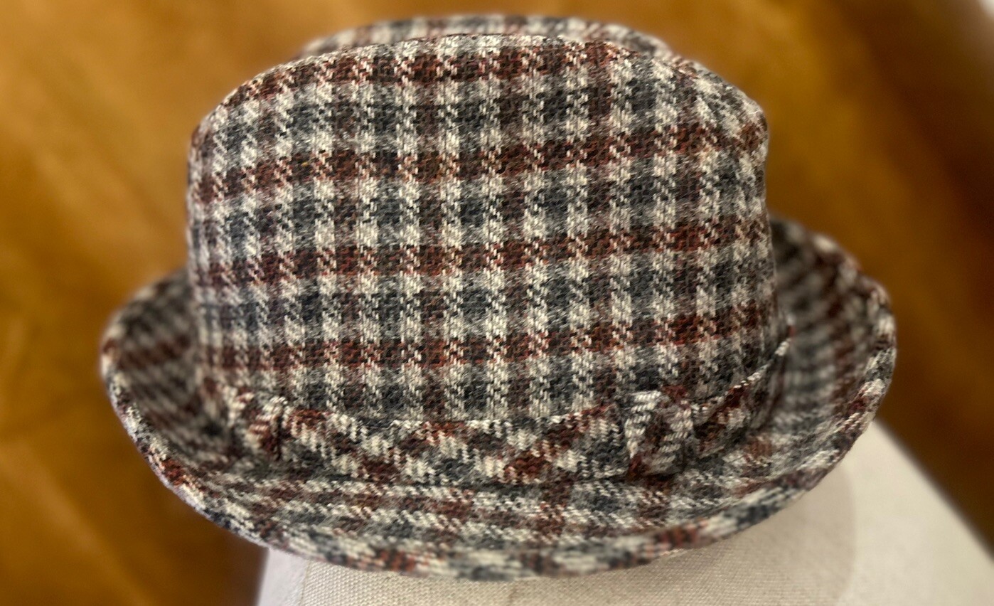 Stetson Dark Gray and Red Plaid Fedora Hat Size 7 1/8-image