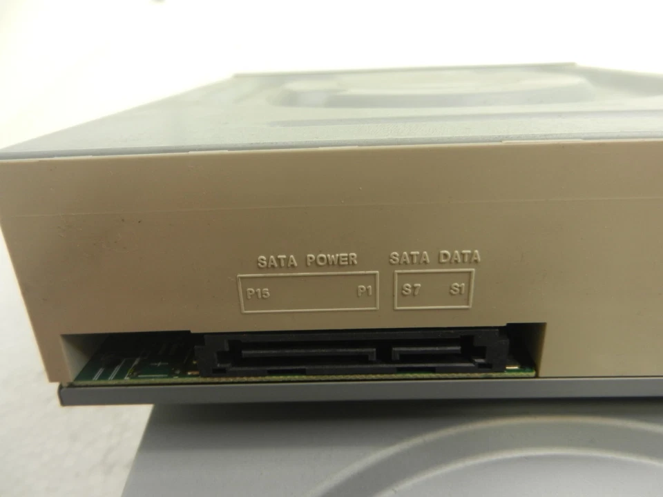 Grabadora de disco de soporte para DVD-RAM/R/RW interna Asus DRW-24B1ST negra Foto 2 de 3