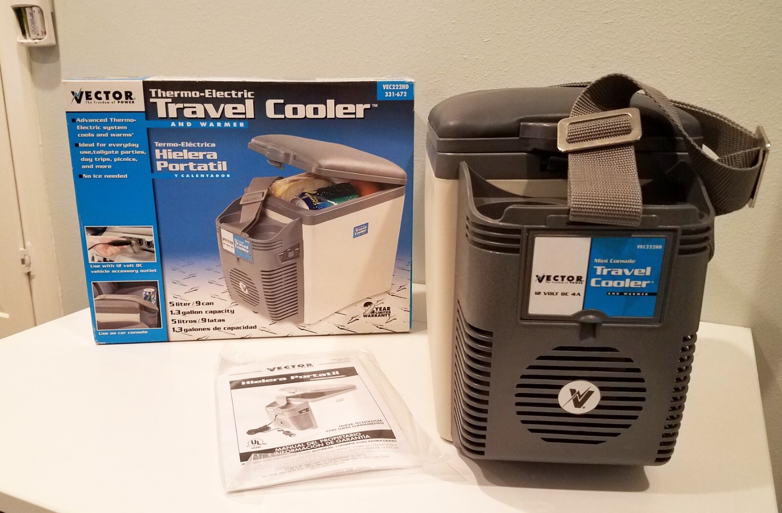Mini Console Cooler & Warmer Car Travel Cigarette Lighter Vector VEC222 New