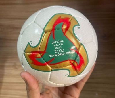 Adidas Fevernova 2002 Fifa World Cup Official Match Soccer Ball