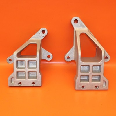 LAND ROVER RANGE ROVER SIDE STEP BRACKET RIGHT 2022-2024 2025 2026 VPLKP0495 OEM