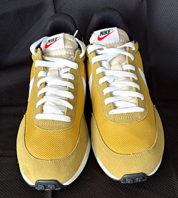 Nike Air Tailwind 79 Men s 10 Parachute Beige Gold New Retro Runner 487754-201