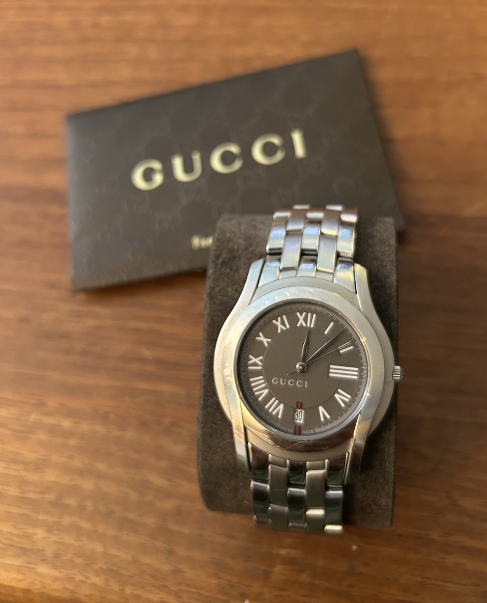 GUCCI 5500M Swiss Made Silver Stainless Steel Watch with Roman Numerals