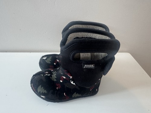 Baby BOGS Sz 6 Boys Winter Snow Boots Lined Forest Animals Black - Picture 4 of 13