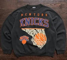 Vintage 90s Looney Tunes Knicks crewneck sweatshirt