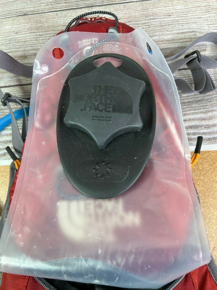 The North Face Sailfin Flight Series Hydropack Backpack Red  display picture 2